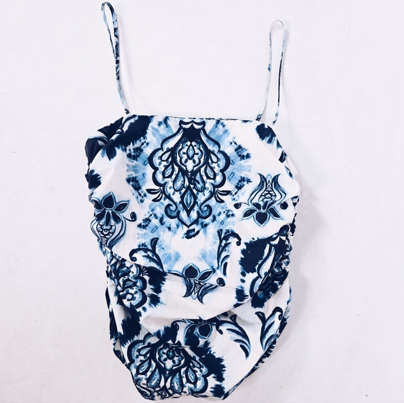 Zara Ruched Top - Picture 5 of 10